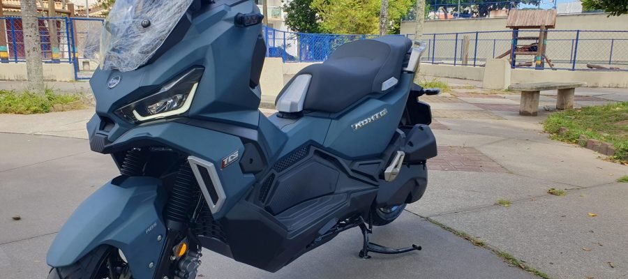 Nova Dafra ADXTG 150 2026: A Scooter que Quer Dominar a Cidade (e a Terra?)