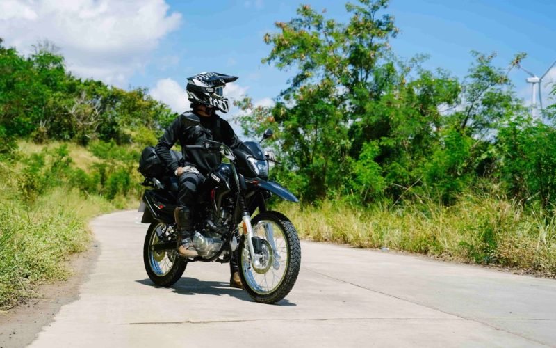 Foto de capa destacada da nova moto trail Haojue NK 160.