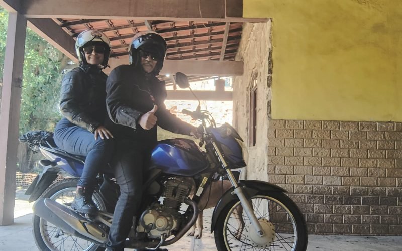 A essência do motociclismo em uma viagem de CG 150.